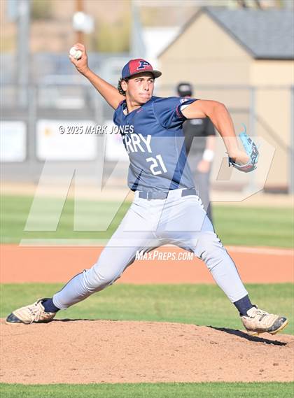 Thumbnail 3 in Perry vs. O'Connor (AIA 6A L Round 2A Playoff) photogallery.
