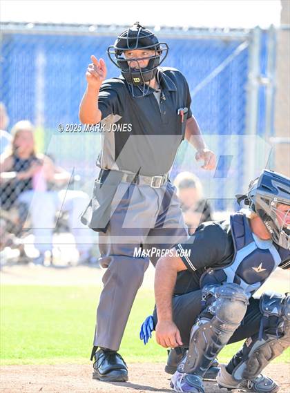 Thumbnail 3 in Perry vs. O'Connor (AIA 6A L Round 2A Playoff) photogallery.