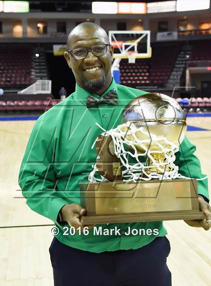 Thumbnail 2 in Phoenix Country Day vs. Yuma Catholic (AIA D4 Final Award Photos) photogallery.
