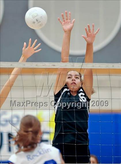 Thumbnail 1 in Bella Vista vs Rocklin (CIF SJS D2 Semifinal) photogallery.