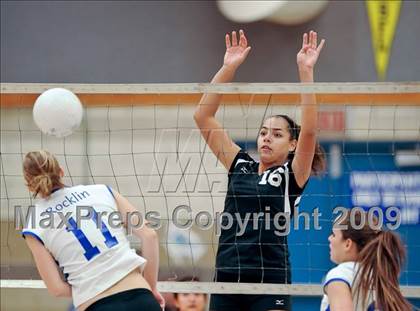 Thumbnail 1 in Bella Vista vs Rocklin (CIF SJS D2 Semifinal) photogallery.