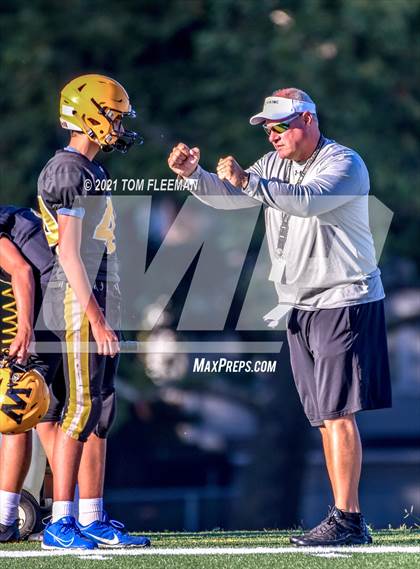 Thumbnail 2 in Olathe East @ Shawnee Mission West photogallery.
