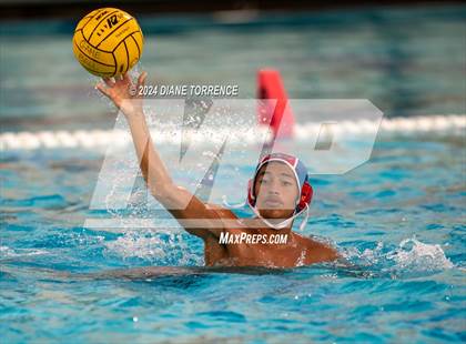 Thumbnail 2 in Santa Ana vs. Tustin photogallery.