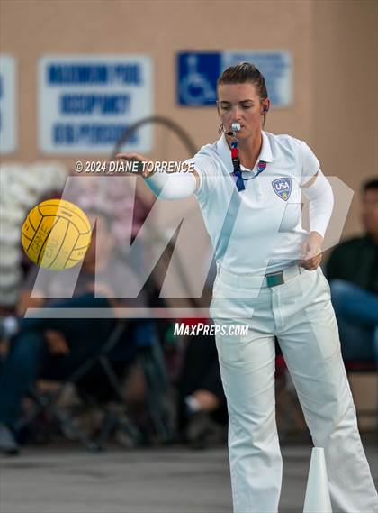 Thumbnail 1 in Santa Ana vs. Tustin photogallery.