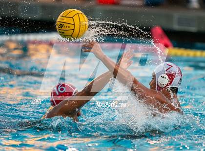 Thumbnail 3 in Santa Ana vs. Tustin photogallery.