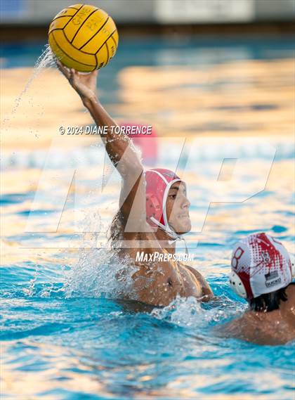 Thumbnail 3 in Santa Ana vs. Tustin photogallery.