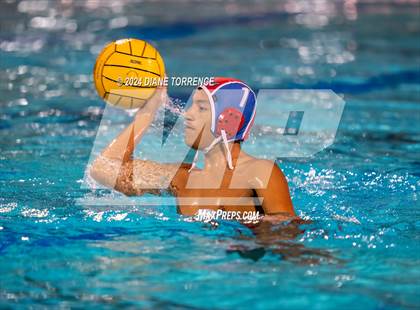 Thumbnail 2 in Santa Ana vs. Tustin photogallery.