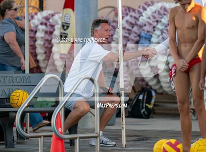 Thumbnail 3 in Santa Ana vs. Tustin photogallery.
