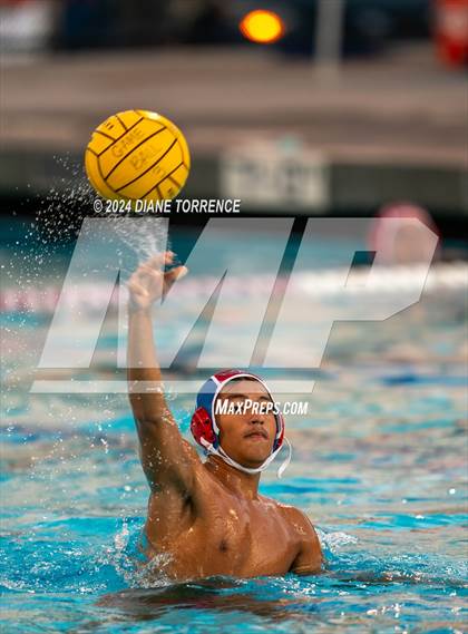 Thumbnail 1 in Santa Ana vs. Tustin photogallery.