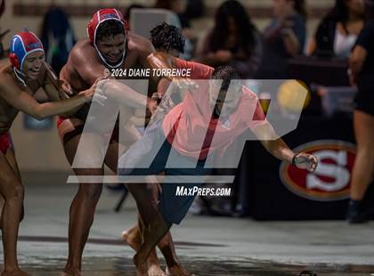 Thumbnail 1 in Santa Ana vs. Tustin photogallery.