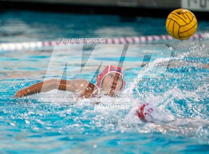 Thumbnail 2 in Santa Ana vs. Tustin photogallery.