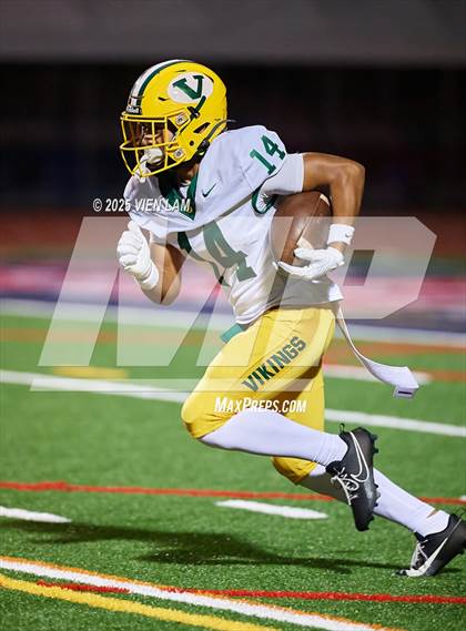 Thumbnail 3 in Vanden @ Campolindo photogallery.