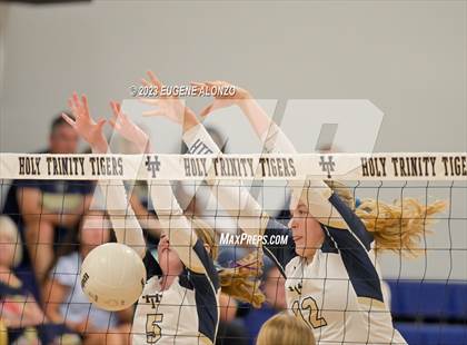 Thumbnail 3 in West Shore @ Holy Trinity Episcopal Academy photogallery.