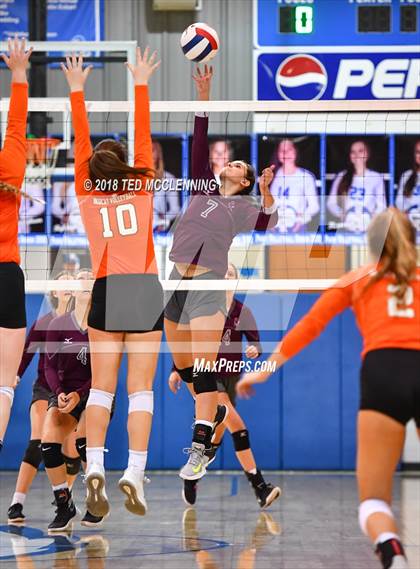 Thumbnail 3 in Walnut Ridge vs. Perryville (AAA 3A 1st Round Playoff) photogallery.