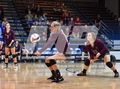 Thumbnail 3 in Walnut Ridge vs. Perryville (AAA 3A 1st Round Playoff) photogallery.