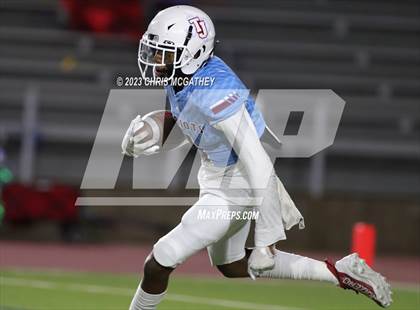 Thumbnail 3 in Hillcrest vs Thomas Jefferson photogallery.