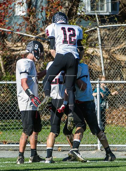 Thumbnail 2 in Beverly vs. Marblehead photogallery.