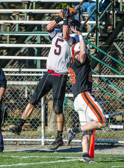 Thumbnail 3 in Beverly vs. Marblehead photogallery.