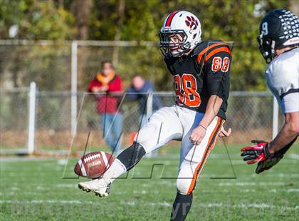 Thumbnail 1 in Beverly vs. Marblehead photogallery.