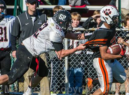 Thumbnail 2 in Beverly vs. Marblehead photogallery.