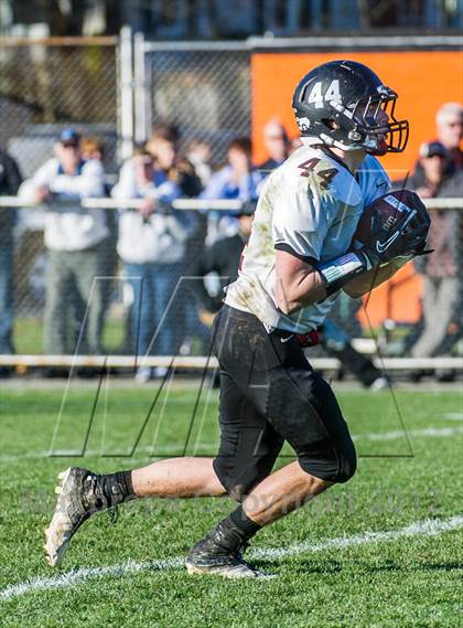 Thumbnail 2 in Beverly vs. Marblehead photogallery.