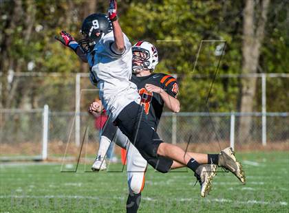 Thumbnail 3 in Beverly vs. Marblehead photogallery.