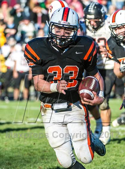 Thumbnail 1 in Beverly vs. Marblehead photogallery.