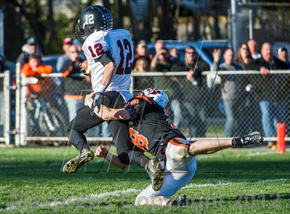 Thumbnail 2 in Beverly vs. Marblehead photogallery.