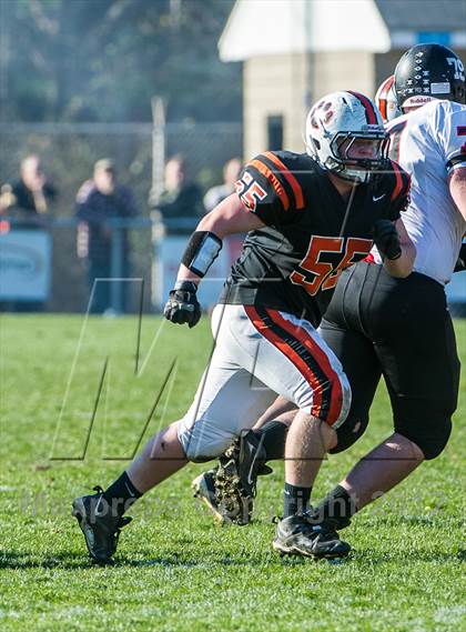 Thumbnail 3 in Beverly vs. Marblehead photogallery.