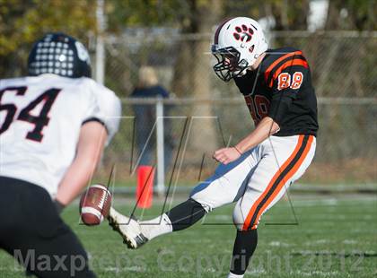 Thumbnail 3 in Beverly vs. Marblehead photogallery.