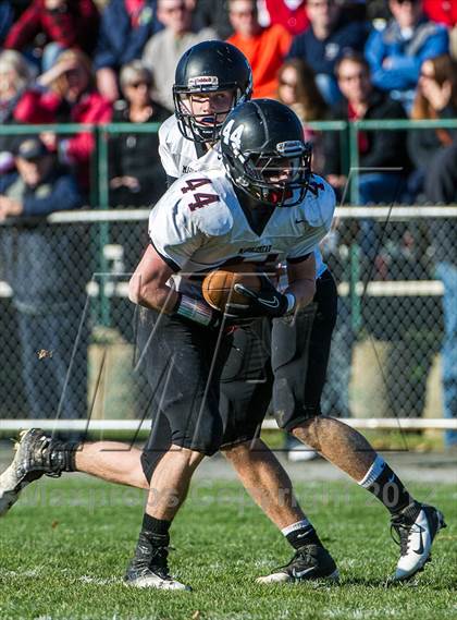 Thumbnail 3 in Beverly vs. Marblehead photogallery.