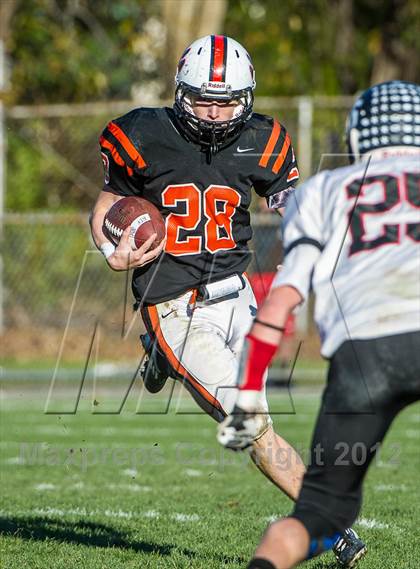 Thumbnail 3 in Beverly vs. Marblehead photogallery.