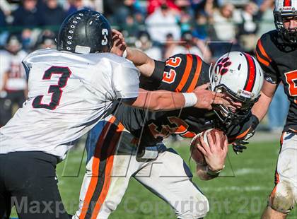 Thumbnail 3 in Beverly vs. Marblehead photogallery.