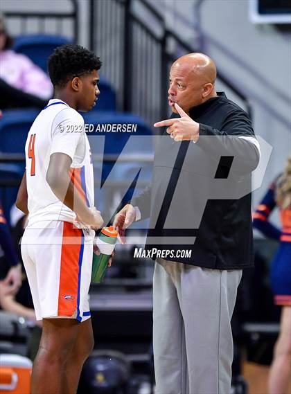 Thumbnail 3 in Bishop Gorman vs. Spanish Springs (NIAA State 5A Semifinal) photogallery.