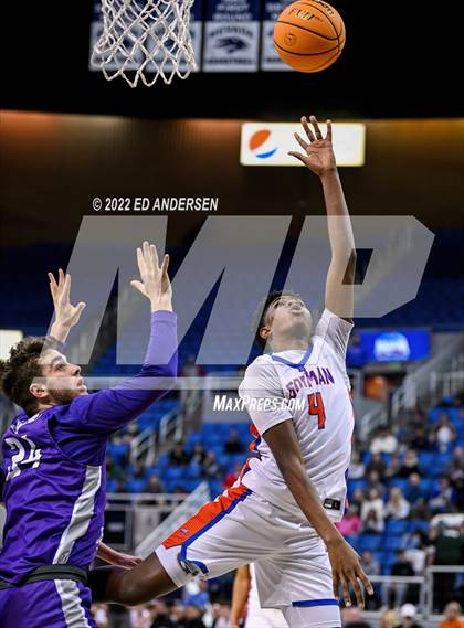 Thumbnail 2 in Bishop Gorman vs. Spanish Springs (NIAA State 5A Semifinal) photogallery.