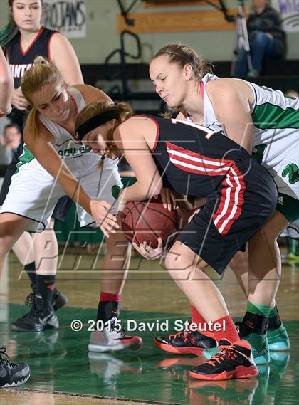 Thumbnail 3 in Winters vs. Dixion (Ram Jam Winter Classic) photogallery.