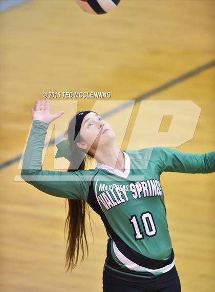 Thumbnail 1 in Valley Springs vs Crowley's Ridge Academy (AHSAA 3A 2nd Round Playoff) photogallery.