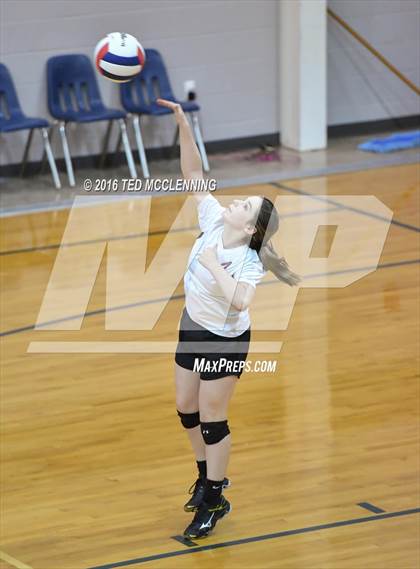 Thumbnail 1 in Valley Springs vs Crowley's Ridge Academy (AHSAA 3A 2nd Round Playoff) photogallery.
