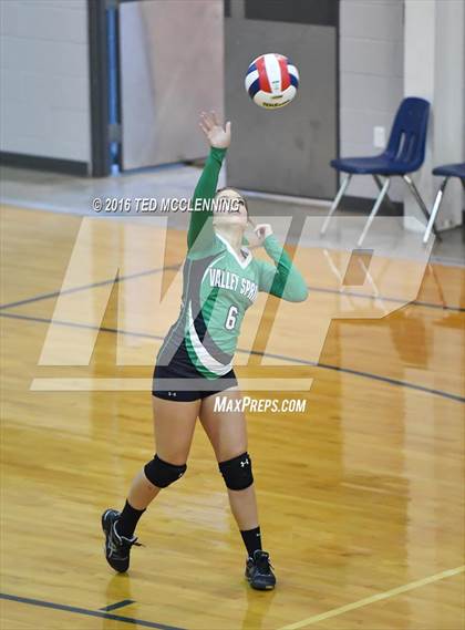 Thumbnail 1 in Valley Springs vs Crowley's Ridge Academy (AHSAA 3A 2nd Round Playoff) photogallery.