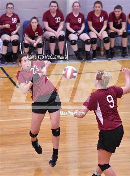 Thumbnail 1 in Valley Springs vs Crowley's Ridge Academy (AHSAA 3A 2nd Round Playoff) photogallery.