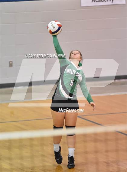 Thumbnail 2 in Valley Springs vs Crowley's Ridge Academy (AHSAA 3A 2nd Round Playoff) photogallery.