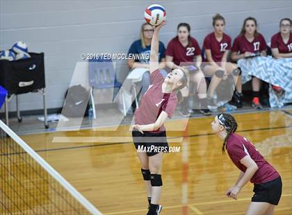 Thumbnail 3 in Valley Springs vs Crowley's Ridge Academy (AHSAA 3A 2nd Round Playoff) photogallery.