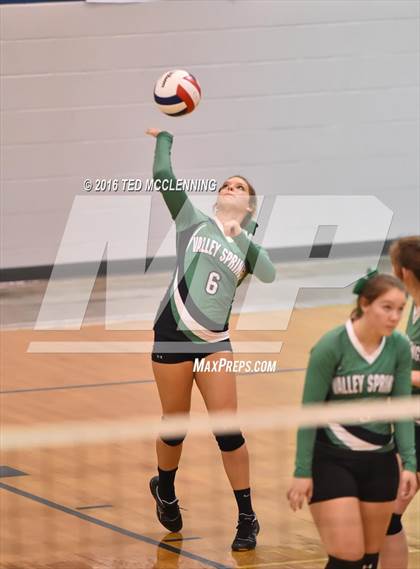 Thumbnail 2 in Valley Springs vs Crowley's Ridge Academy (AHSAA 3A 2nd Round Playoff) photogallery.
