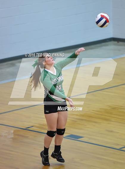 Thumbnail 2 in Valley Springs vs Crowley's Ridge Academy (AHSAA 3A 2nd Round Playoff) photogallery.