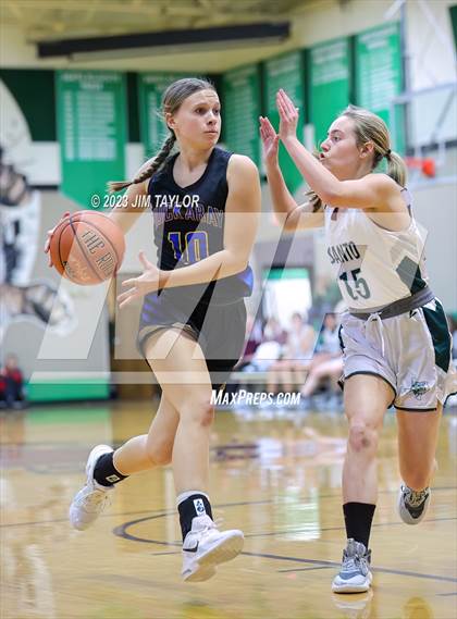 Thumbnail 1 in Huckabay vs Santo (Relentless Runnin' Cats Classic) photogallery.