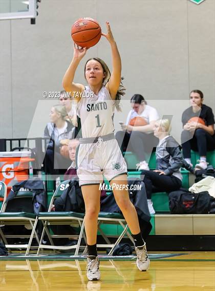 Thumbnail 3 in Huckabay vs Santo (Relentless Runnin' Cats Classic) photogallery.