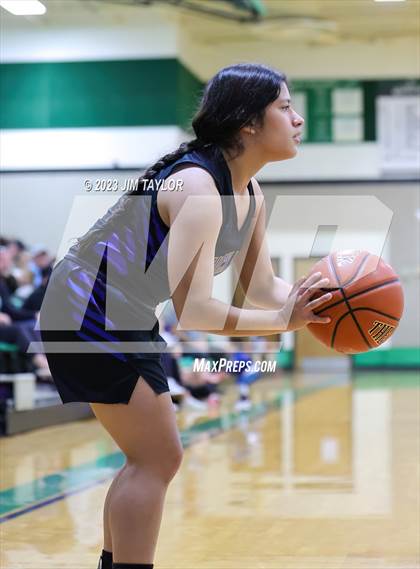 Thumbnail 2 in Huckabay vs Santo (Relentless Runnin' Cats Classic) photogallery.