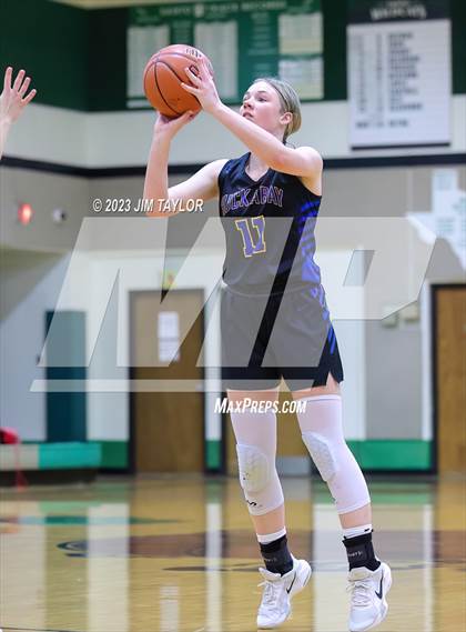 Thumbnail 3 in Huckabay vs Santo (Relentless Runnin' Cats Classic) photogallery.