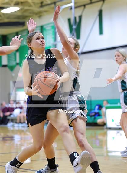 Thumbnail 3 in Huckabay vs Santo (Relentless Runnin' Cats Classic) photogallery.