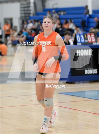 Thumbnail 1 in James Logan vs. Sprague (Nike Tournament of Champions – Southwest) photogallery.